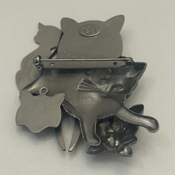 6 Cats Brooch Pin Mixed Metal Tones Silver Gold Copper Figural 3D - Picture 3 of 5